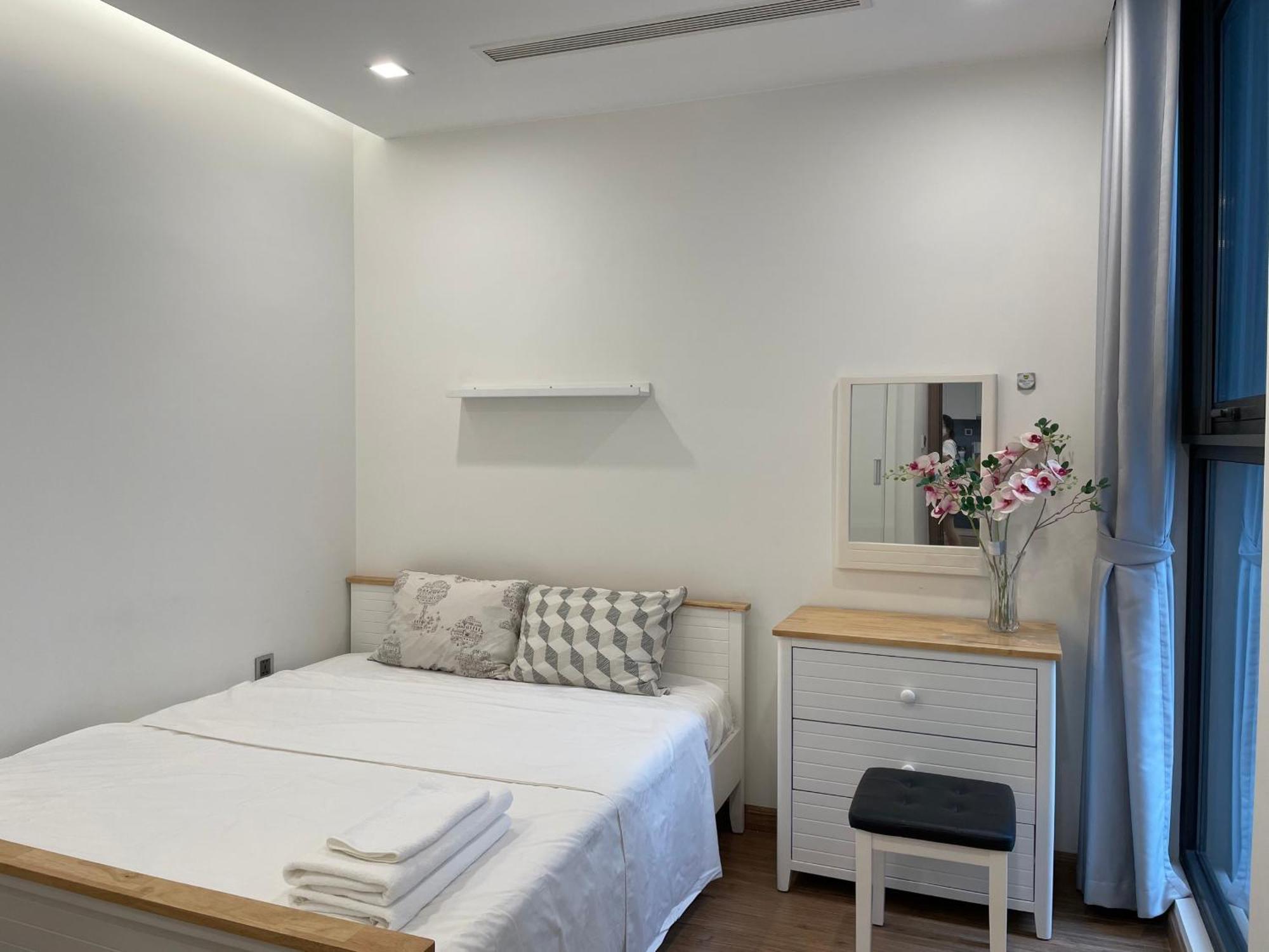 Vinhomes Metropolis Luxury Apartment 2 Br Hanoi Exterior foto