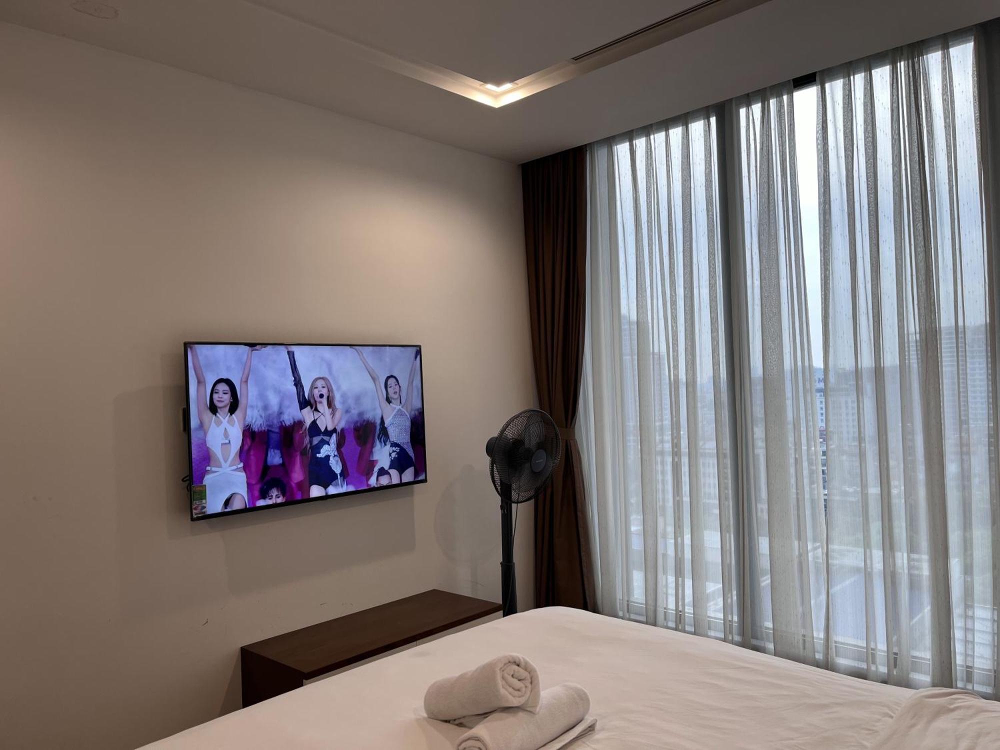 Vinhomes Metropolis Luxury Apartment 2 Br Hanoi Exterior foto